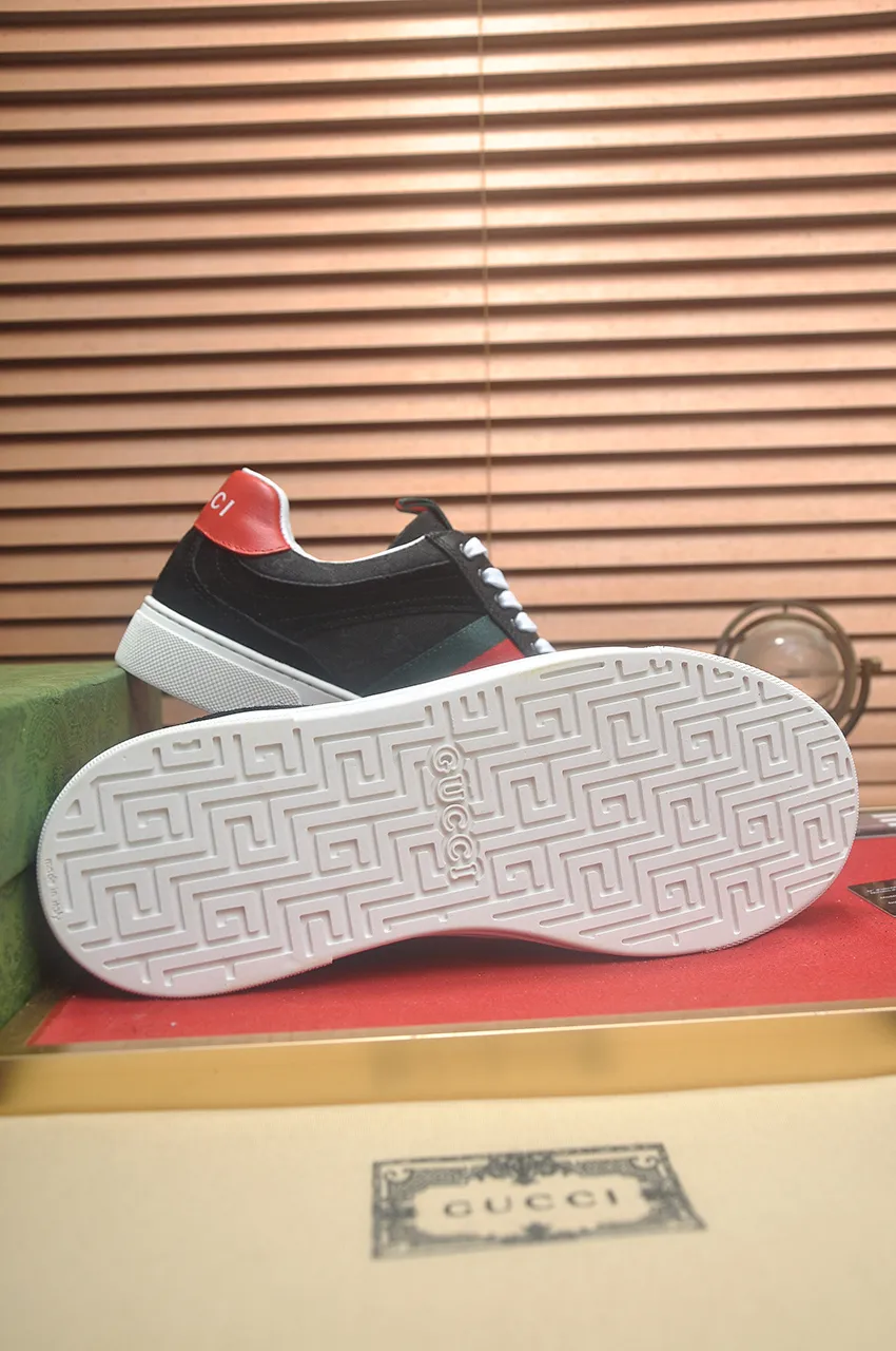 Men's men's shoes💰440💶[GUCCI] official website 1:1 men's sports shoes are now on the market. They are made of original fabric + water-dyed sheepskin lining, plus the official website original 1:1 comfortable outsole. Fashionable and versatile, super comfortable and breathable. Standard shoe size 38/45 (custom-made size 45 is non-refundable)